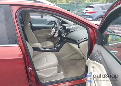 2014 Ford Escape Titanium z USA, uszkodzony, nr VIN 1FMCU9J97EUC17124